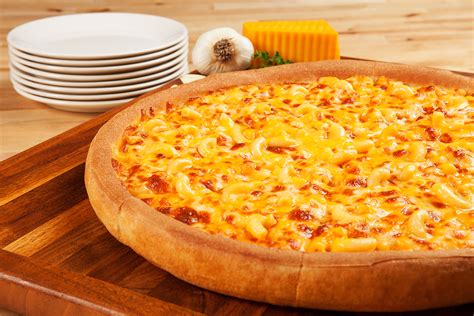 Cheese macaroni pizza. Things To Know About Cheese macaroni pizza. 